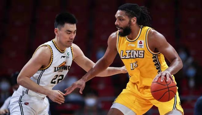 加纳主帅：孙兴慜的技术非常全面，完全限制他是很难的（加纳主帅：孙兴慜能力全面，想把他完全限制住很困难）