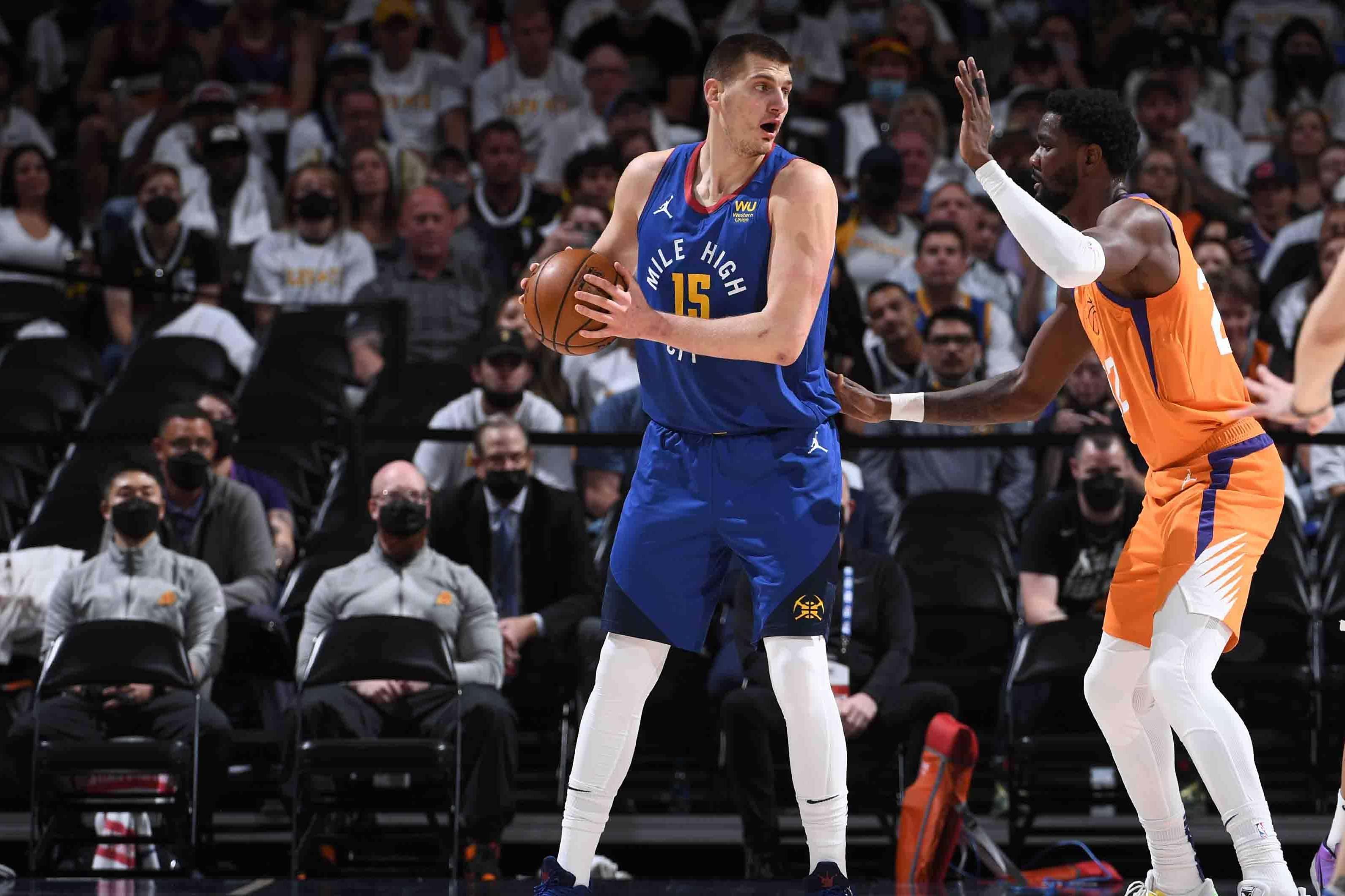 北青：邵佳一已成国足新帅主要候选人之一（北青：邵佳一进入国足新帅主要人选之列）