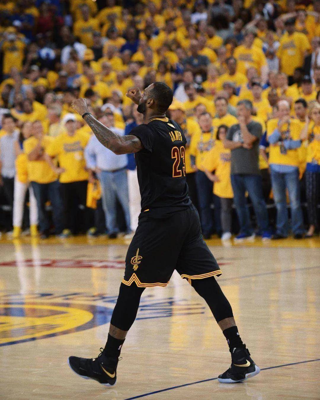 冲击首胜！黄潜vs哥本哈根首发：莫里罗领衔全主力出战（剑指首胜！黄潜战哥本哈根首发出炉：莫里罗率全主力登场）