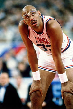 全国第十二届残运会暨第九届特奥会铁人三项比赛在肇庆开赛（肇庆迎来全国第十二届残运会暨第九届特奥会铁人三项赛事开幕）