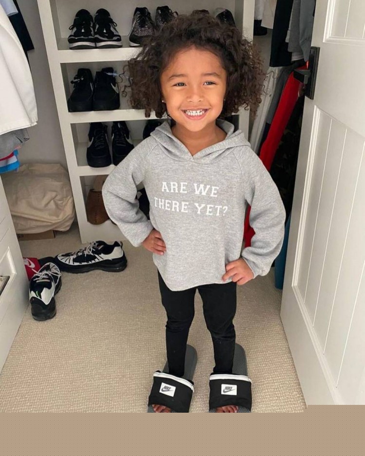 曼联接洽英超中场跑不死，或替代巴莱巴成目标！切尔西已直接问价（曼联接触英超铁肺型中场，或改以其取代巴莱巴为引援目标；切尔西已直接询价）